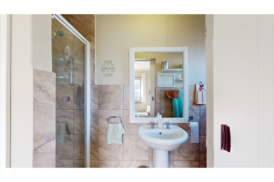 3 Bedroom Property for Sale in Country Club Western Cape